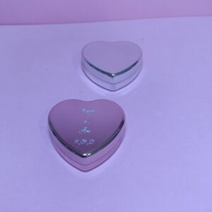 Bálsamo de labios en forma de corazón con grabado laser - Mín. 10 uds